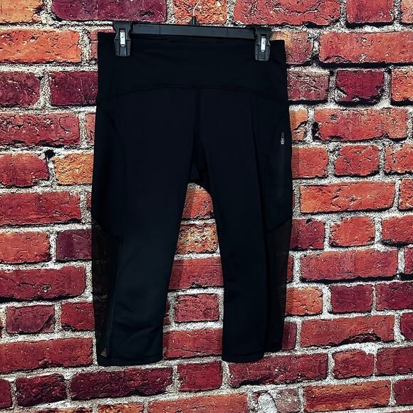 Capri Lululemon Leggings Size 6 - Picture 1 of 9